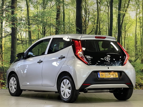 Toyota Aygo 1.0 VVT-i x-fun | Origineel Nederlands | Airconditioning | DAB | Cruise Control | Isofix |