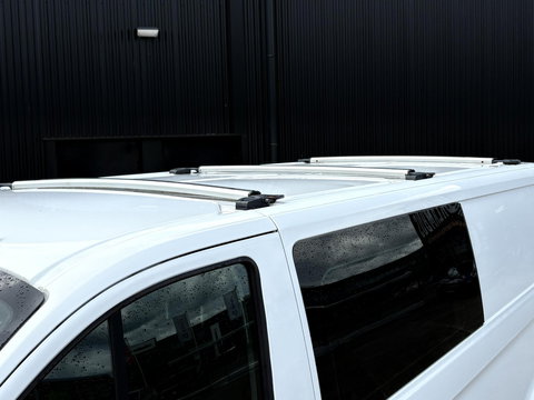 Ford Transit Custom 340 2.0 TDCI L2H1 Ambiente DC | DAKDRAGERS | 130PK | CRUISE