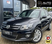 Volkswagen Tiguan - 1.4 TSI LIFE 122PK | PANO | Trekhaak | Stoelverwarming | Climate Control | Parkeersensoren Voor en Achter | Cruise Control | Navigatie | Onderhoudshistorie | 2 Sleutels |
