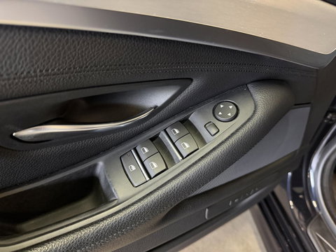BMW 5 Serie 520i M-Sport High Executive Pano Memory NL-AUTO