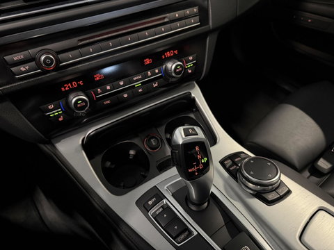 BMW 5 Serie 520i M-Sport High Executive Pano Memory NL-AUTO