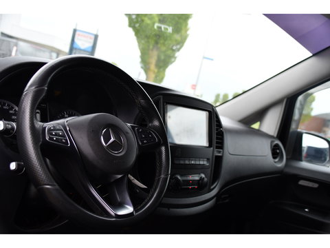 Mercedes-Benz Vito 116 CDI L2 Black Edition Camera, Cruise, Carplay, LED, Automaat, 164pk, Stoelverwarming, Standakchel, Sensoren, Uniek!