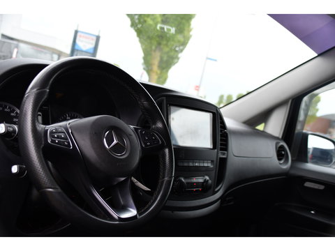 Mercedes-Benz Vito 116 CDI L2 Black Edition Camera, Cruise, Carplay, LED, Automaat, 164pk, Stoelverwarming, Standakchel, Sensoren, Uniek!