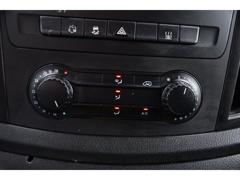 Mercedes-Benz Vito 116 CDI L2 Black Edition Camera, Cruise, Carplay, LED, Automaat, 164pk, Stoelverwarming, Standakchel, Sensoren, Uniek!