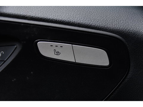 Mercedes-Benz Vito 116 CDI L2 Black Edition Camera, Cruise, Carplay, LED, Automaat, 164pk, Stoelverwarming, Standakchel, Sensoren, Uniek!