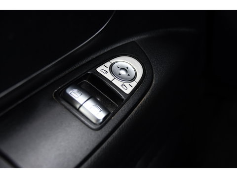 Mercedes-Benz Vito 116 CDI L2 Black Edition Camera, Cruise, Carplay, LED, Automaat, 164pk, Stoelverwarming, Standakchel, Sensoren, Uniek!