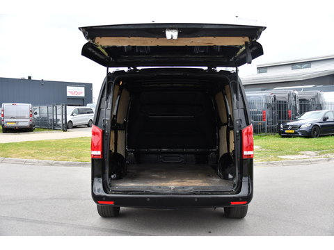 Mercedes-Benz Vito 116 CDI L2 Black Edition Camera, Cruise, Carplay, LED, Automaat, 164pk, Stoelverwarming, Standakchel, Sensoren, Uniek!
