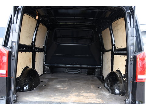 Mercedes-Benz Vito 116 CDI L2 Black Edition Camera, Cruise, Carplay, LED, Automaat, 164pk, Stoelverwarming, Standakchel, Sensoren, Uniek!