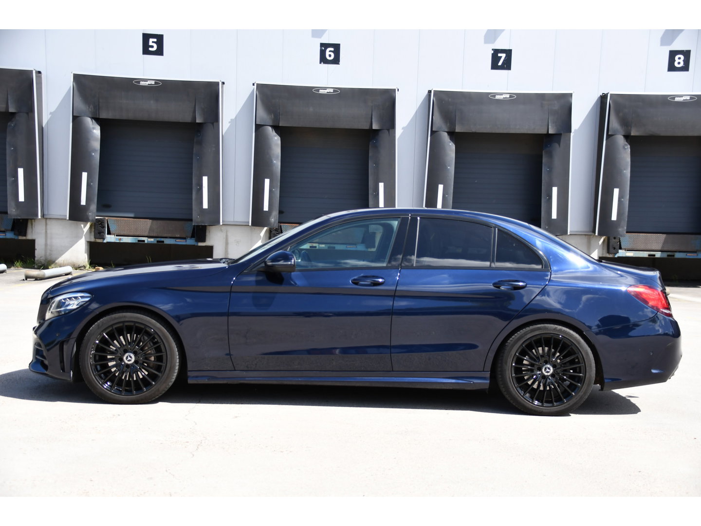 Mercedes-Benz C-Klasse 200 Premium Plus AMG Virtual, Cruise, Carplay, Stoelverwarming, Sfeer, Camera, 184pk, LED, Leder, Uniek!