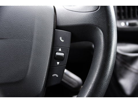 Peugeot Boxer 2.0 BlueHDI L1H1 Pro PB Edition Camera, Cruise, Multimedia, 130pk, Trekhaak, Airco, Radio, Uniek!