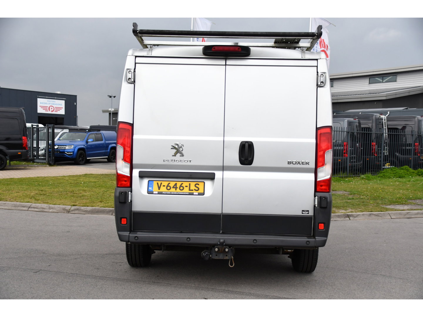 Peugeot Boxer 2.0 BlueHDI L1H1 Pro PB Edition Camera, Cruise, Multimedia, 130pk, Trekhaak, Airco, Radio, Uniek!