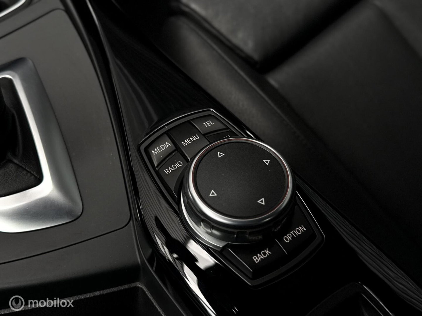 BMW 2 Serie Cabrio M235i High Executive | Leder | 326 PK