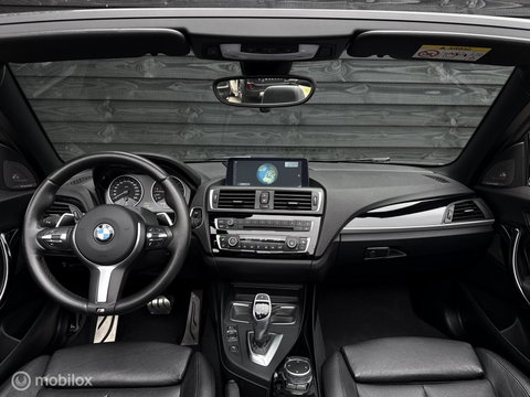 BMW 2 Serie Cabrio M235i High Executive | Leder | 326 PK