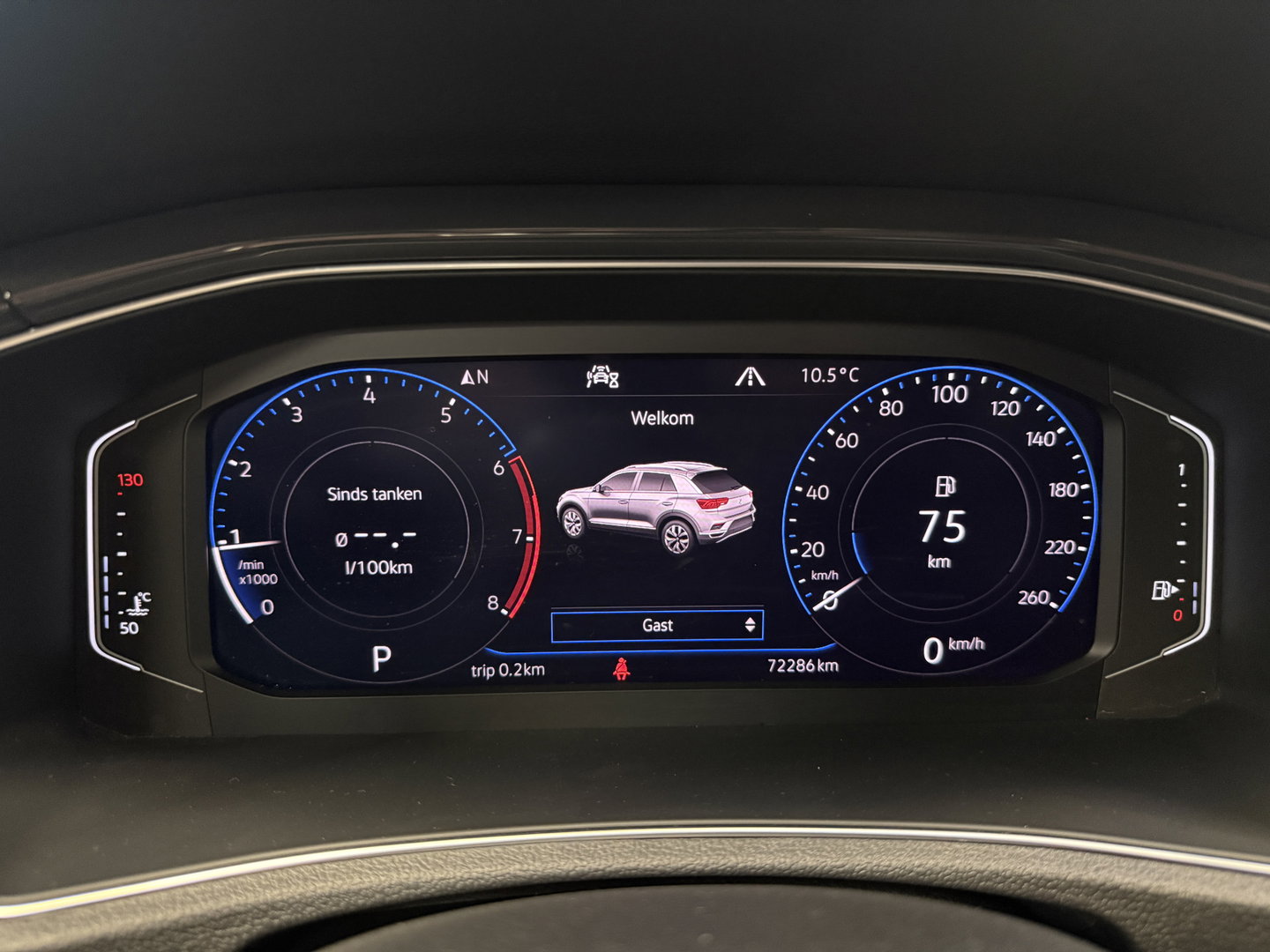 Volkswagen T-Roc 1.5 TSI Sport Business R Panoramadak Full-led VCP 19'lmv 24 Maanden garantie* (Vraag naar de voorwaarden)