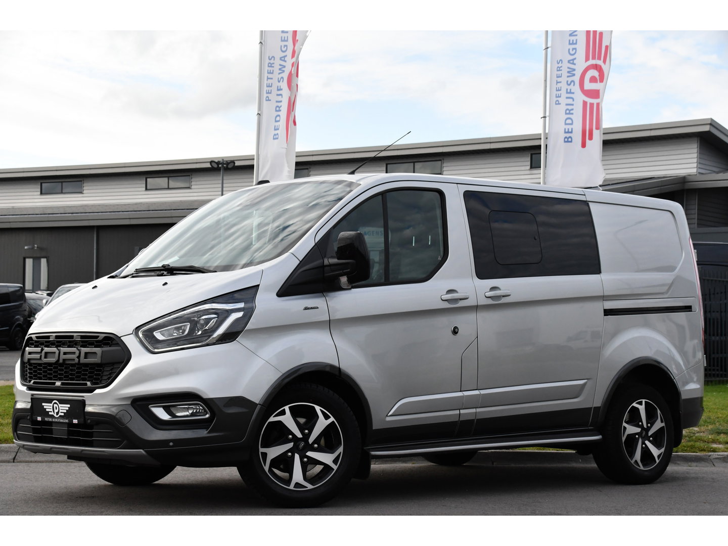 Ford Transit Custom 2.0 TDCI L1H1 Active DC Full Options! Adaptieve Cruise, Camera, Xenon, Carplay, Leder, Automaat, 170pk, Multimedia, Uniek!
