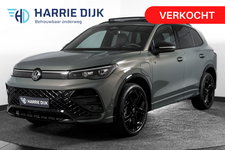 Volkswagen Tiguan - 1.5 eHybrid R-Line Edition 272 PK | Black Style | 15 inch Navi | Elek. Trekhaak | IQ Light | S/K-Panodak | Dig. Cockpit | Adapt. Cruise | Stoel-+Stuurverw. | 360 Camera | NAV + App. Connect | ECC | Elek. Klep | LM 20" | 8590