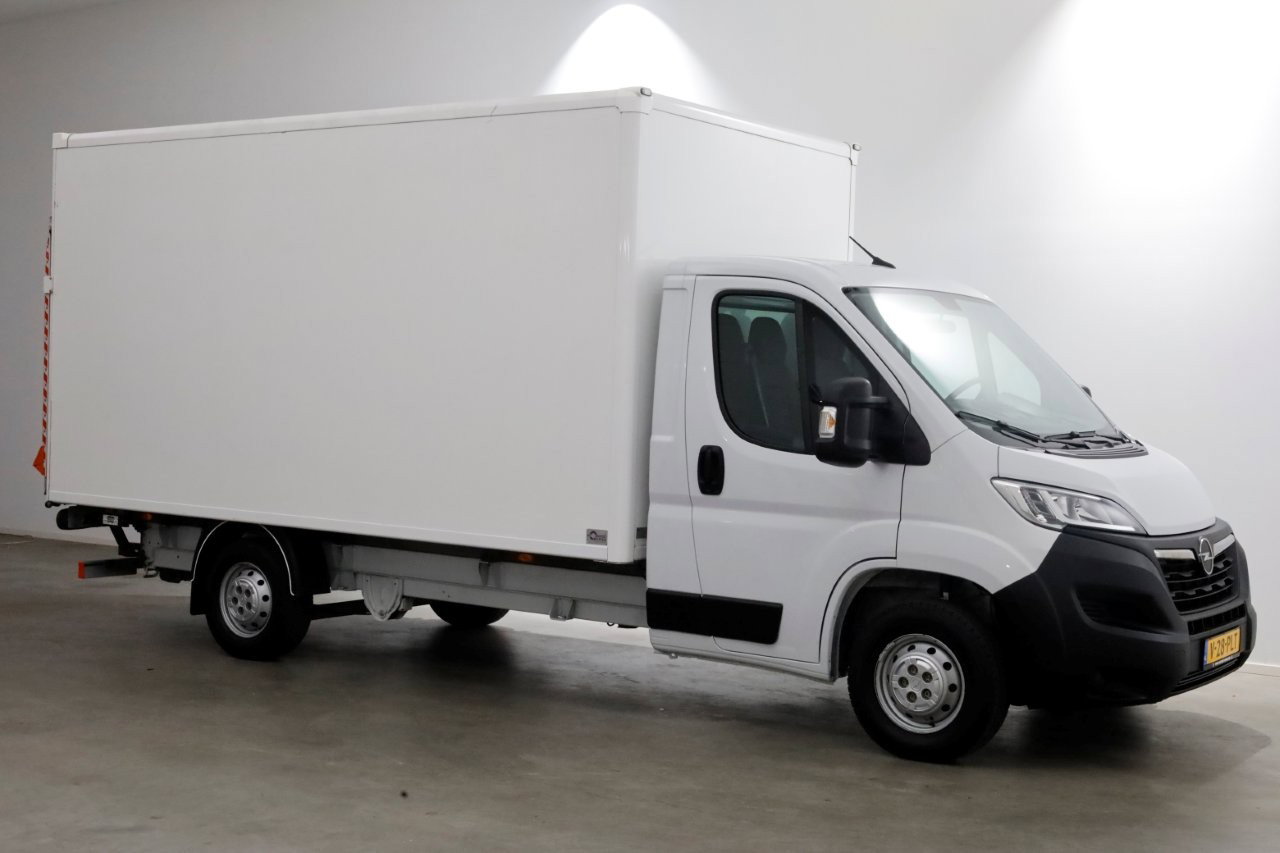 Opel Movano