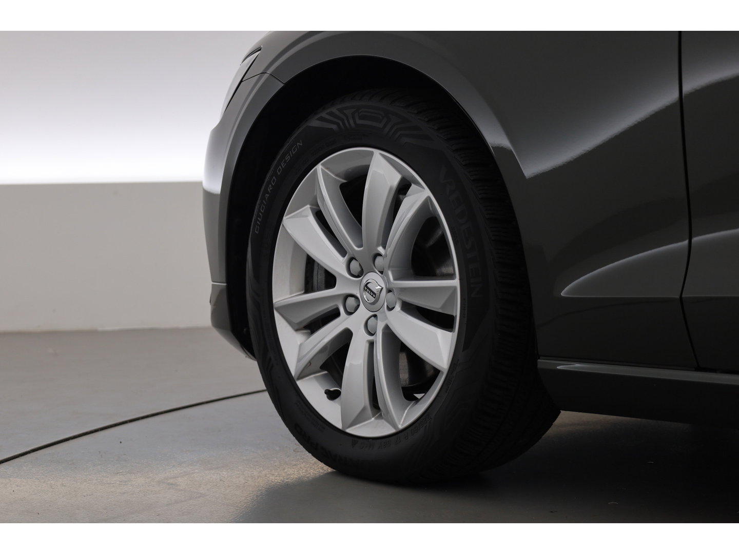 Volvo V60 2.0 B3 Momentum Business | Trekhaak | Adap. Cruise | Blis | Carplay |