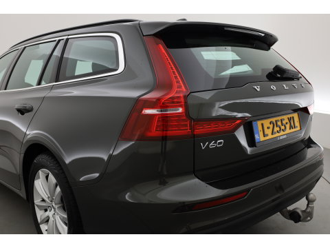 Volvo V60 2.0 B3 Momentum Business | Trekhaak | Adap. Cruise | Blis | Carplay |