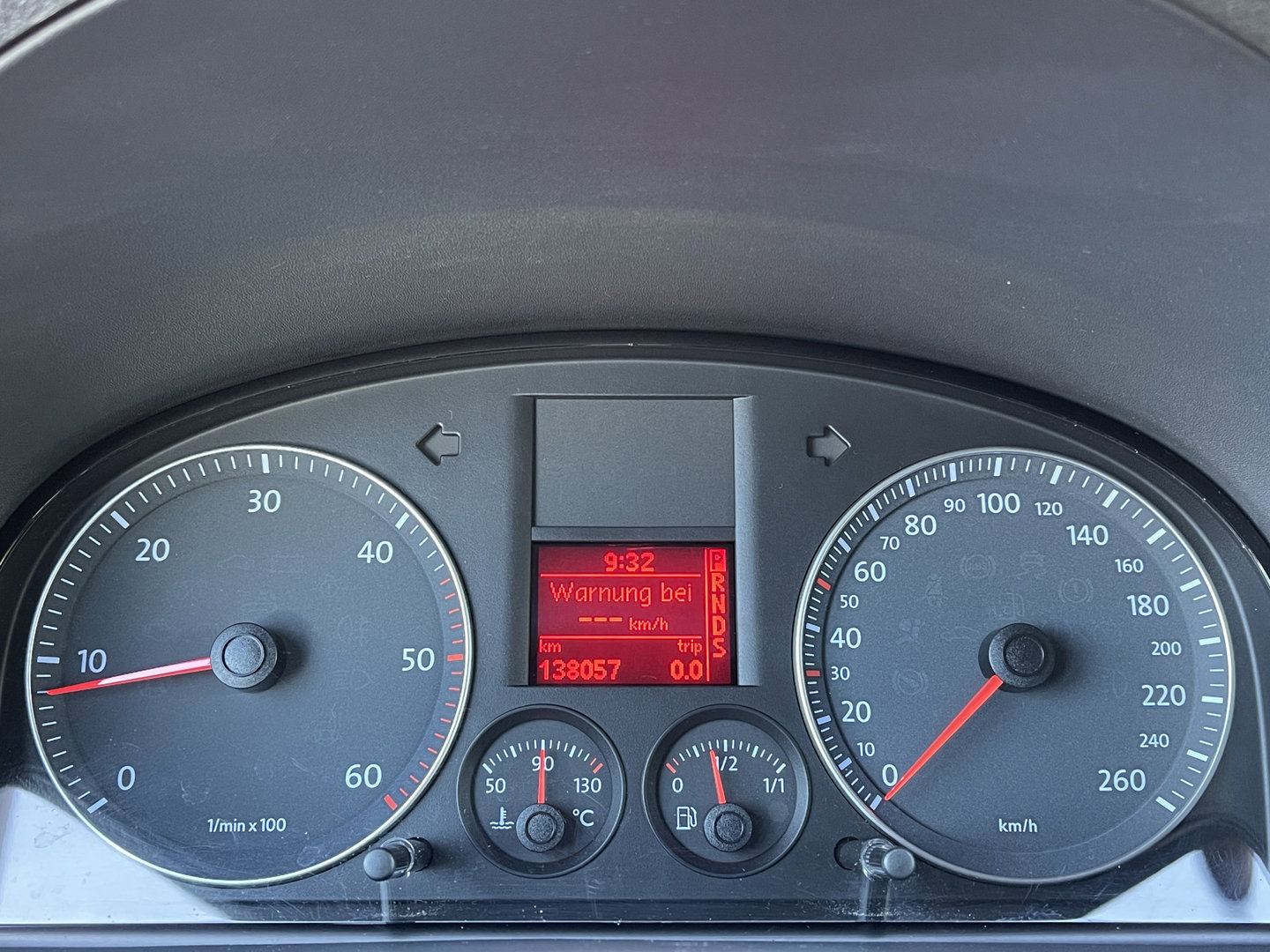 Volkswagen Caddy 1.9 TDI Comfortline 5p. | Uniek | Invalide | Rolstoellift | Handbediening Rem/Gas | 5 Zitplaatsen | DAB | Airconditioning | Origineel Nederlands |