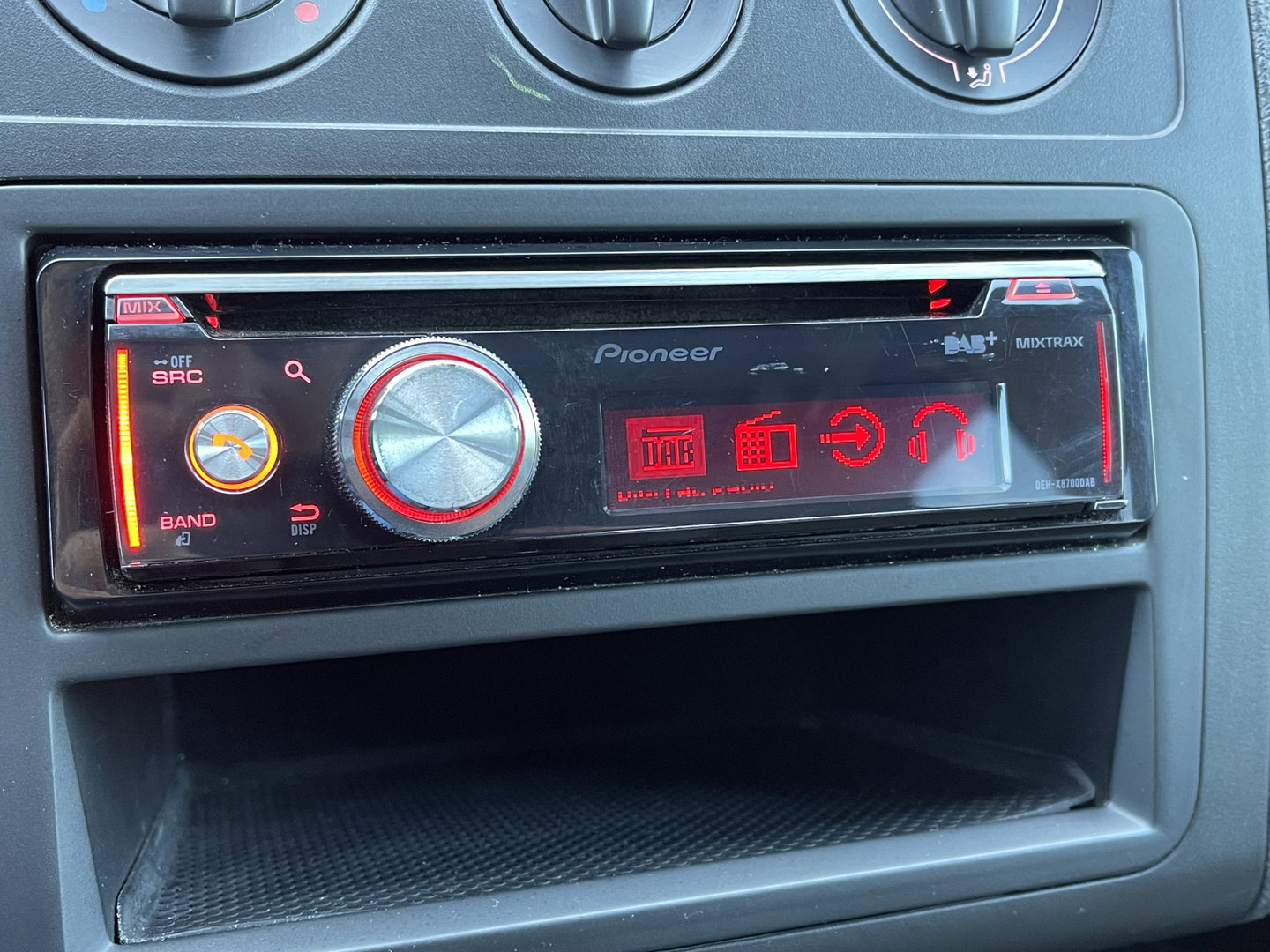 Volkswagen Caddy 1.9 TDI Comfortline 5p. | Uniek | Invalide | Rolstoellift | Handbediening Rem/Gas | 5 Zitplaatsen | DAB | Airconditioning | Origineel Nederlands |