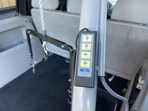 Volkswagen Caddy 1.9 TDI Comfortline 5p. | Uniek | Invalide | Rolstoellift | Handbediening Rem/Gas | 5 Zitplaatsen | DAB | Airconditioning | Origineel Nederlands |