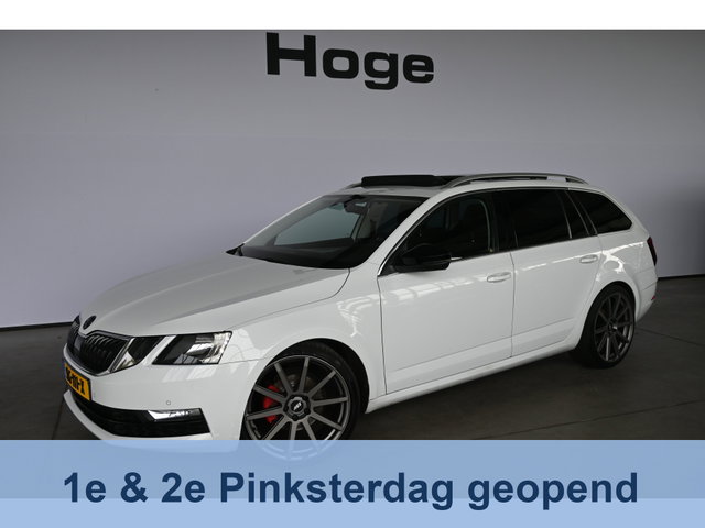 Škoda Octavia - Combi 2.0 TDI Greentech Style Automaat Clima Navigatie Panoramadak Dealer Onderhouden! Inruil mogelijk