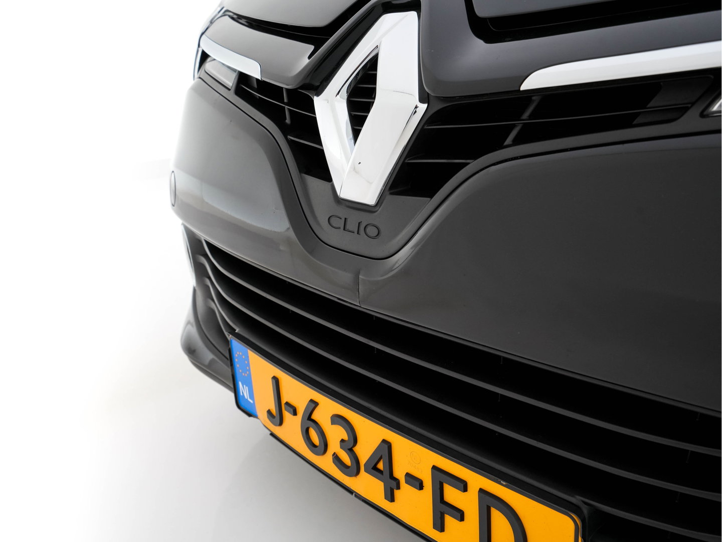 Renault Clio Estate 1.5 dCi ECO Dynamique *NAVI-FULLMAP | AIRCO | CRUISE | KEYLESS | COMFORTSEATS | BASS-REFLEX-AUDIO | PRIVACYGLASS | 16"ALU*