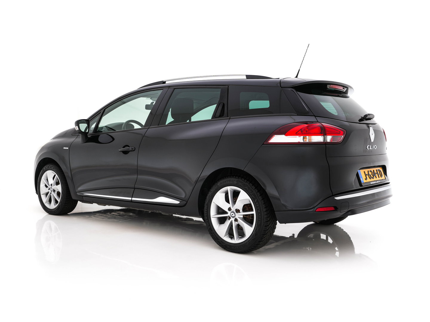 Renault Clio Estate 1.5 dCi ECO Dynamique *NAVI-FULLMAP | AIRCO | CRUISE | KEYLESS | COMFORTSEATS | BASS-REFLEX-AUDIO | PRIVACYGLASS | 16"ALU*