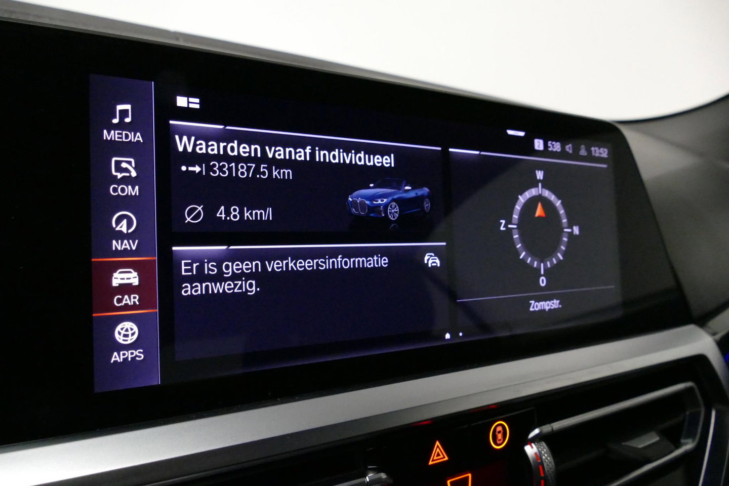 BMW 4 Serie Cabrio M440i xDrive High Executive / Air Collar (nekverwarming / BMW Laserlight / Elektr. verstelbare voorstoelen (links met memory) / Harman Kardon Surround Sound / Stoelverwarming / 20" / Rondomzichtcamera / HUD / Apple Carplay - Android Auto / Adaptief