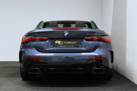 BMW 4 Serie Cabrio M440i xDrive High Executive / Air Collar (nekverwarming / BMW Laserlight / Elektr. verstelbare voorstoelen (links met memory) / Harman Kardon Surround Sound / Stoelverwarming / 20" / Rondomzichtcamera / HUD / Apple Carplay - Android Auto / Adaptief