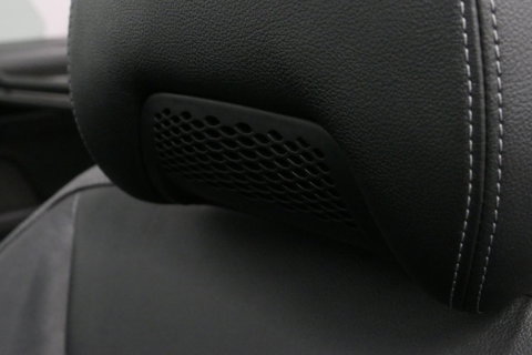 BMW 4 Serie Cabrio M440i xDrive High Executive / Air Collar (nekverwarming / BMW Laserlight / Elektr. verstelbare voorstoelen (links met memory) / Harman Kardon Surround Sound / Stoelverwarming / 20" / Rondomzichtcamera / HUD / Apple Carplay - Android Auto / Adaptief