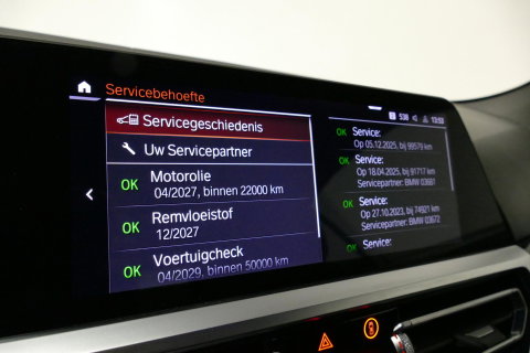 BMW 4 Serie Cabrio M440i xDrive High Executive / Air Collar (nekverwarming / BMW Laserlight / Elektr. verstelbare voorstoelen (links met memory) / Harman Kardon Surround Sound / Stoelverwarming / 20" / Rondomzichtcamera / HUD / Apple Carplay - Android Auto / Adaptief