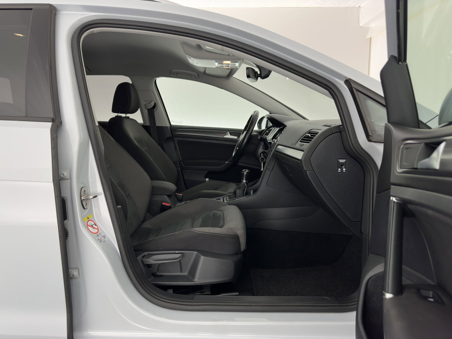 Volkswagen Golf Variant 1.0 TSI Comfortline *ADAPTIVE-CRUISE | NAVI-FULLMAP | HEATED-COMFORTSEATS | DAB | PRIVACY-GLASS | ECC | CARPLAY | PDC | TOWBAR | 16''ALU*
