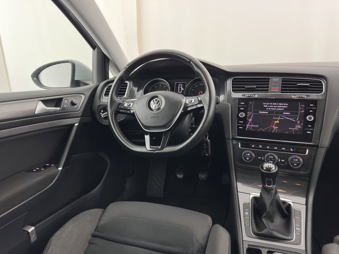 Volkswagen Golf Variant 1.0 TSI Comfortline *ADAPTIVE-CRUISE | NAVI-FULLMAP | HEATED-COMFORTSEATS | DAB | PRIVACY-GLASS | ECC | CARPLAY | PDC | TOWBAR | 16''ALU*