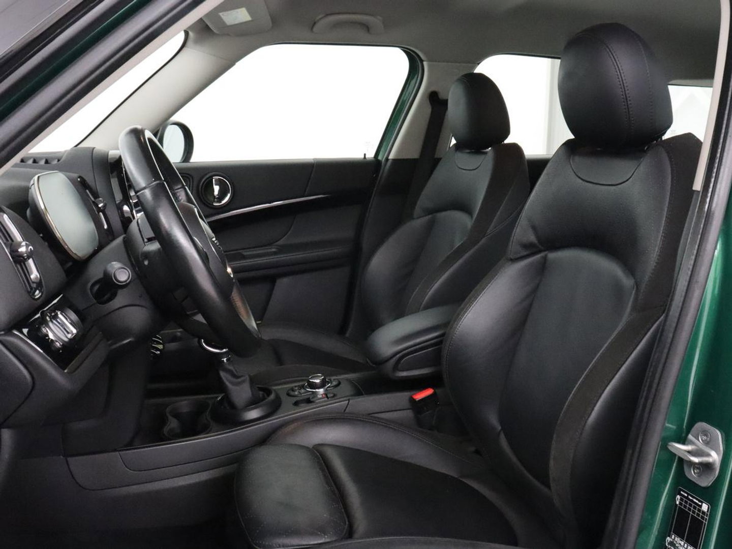 MINI Countryman 1.5 Cooper S E ALL4 Business Edition | SOH 91,5% | Leder/Alcantara | Carplay | Memory | Navigatie | Full LED | Climate control | Parkeerhulp | Cruise control | Bluetooth | PHEV | Plug In