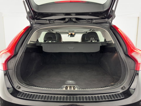 Volvo V60 2.0 D4 Polar+ Aut. *PANO | LEATHER | XENON | BLINDSPOT | MEMORY-PACK | HEATED-COMFORTSEATS | NAVI-FULLMAP | CAMERA | ADAPTIVE-CRUISE | LANE-ASSIST | TOWBAR | 18''ALU*