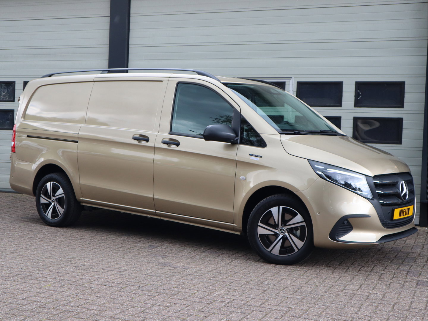 Mercedes-Benz eVito 112 66 kWh SoH 98,9 % L2 Lang PRO - LED - Navi - Snelladen