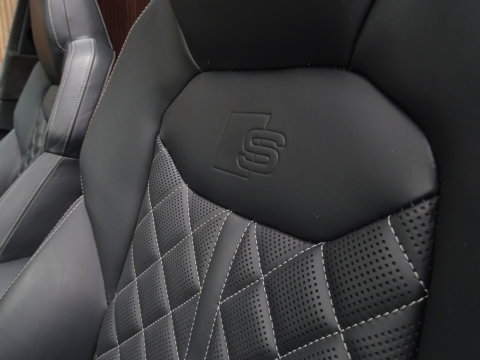 Audi Q8 55 TFSIe 381PK Quattro S-ed / Exclusive / Nachtzicht / B&O / 360