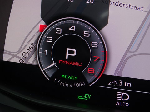 Audi Q8 55 TFSIe 381PK Quattro S-ed / Exclusive / Nachtzicht / B&O / 360