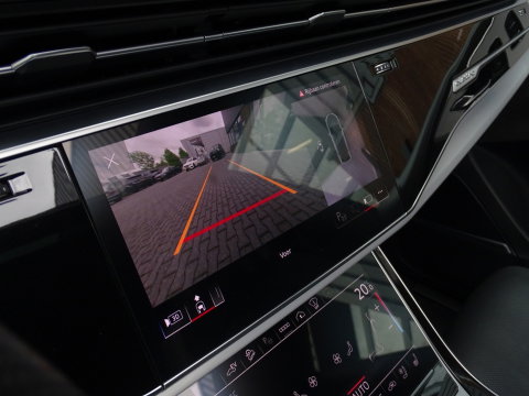 Audi Q8 55 TFSIe 381PK Quattro S-ed / Exclusive / Nachtzicht / B&O / 360
