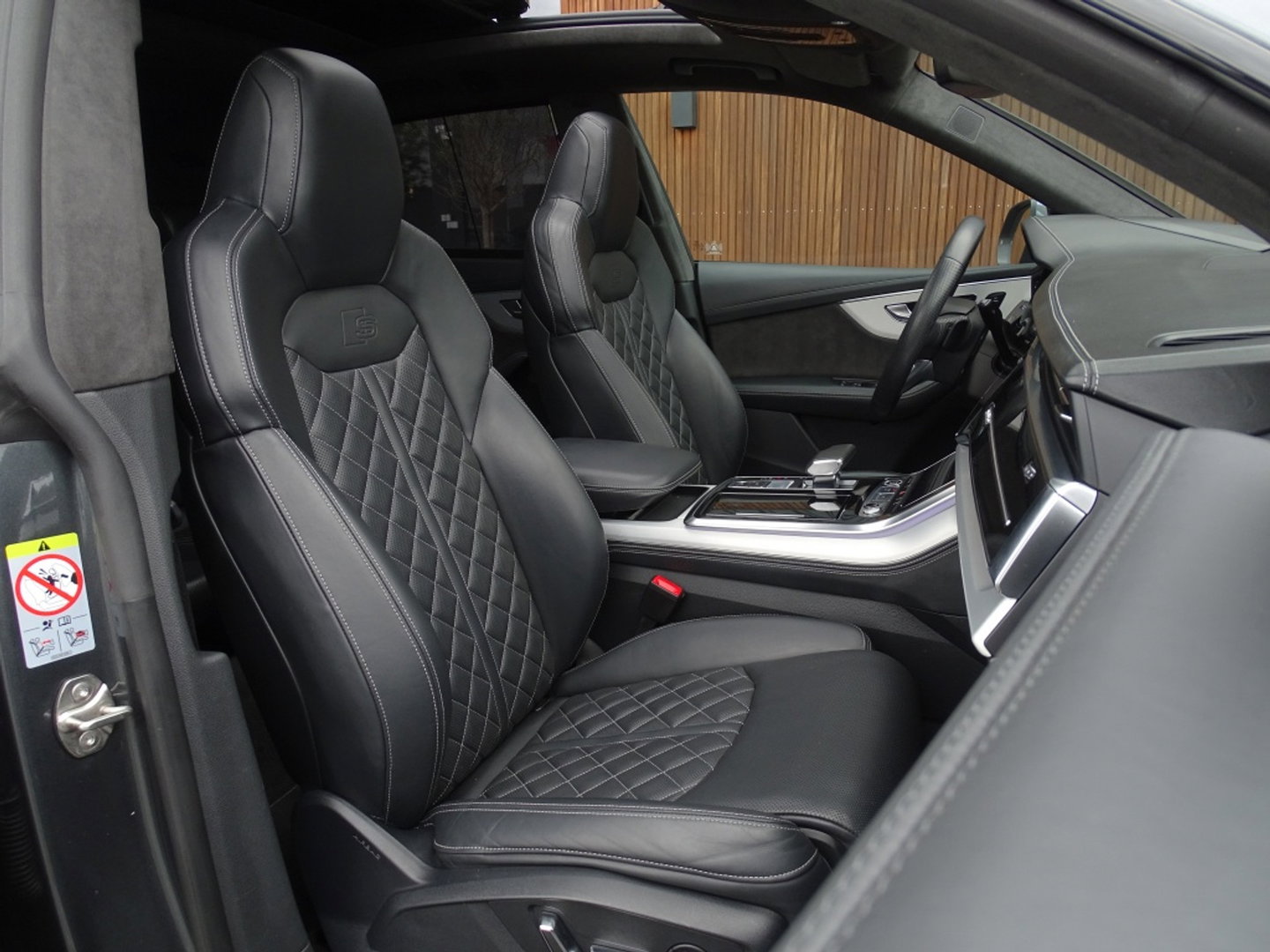 Audi Q8 55 TFSIe 381PK Quattro S-ed / Exclusive / Nachtzicht / B&O / 360
