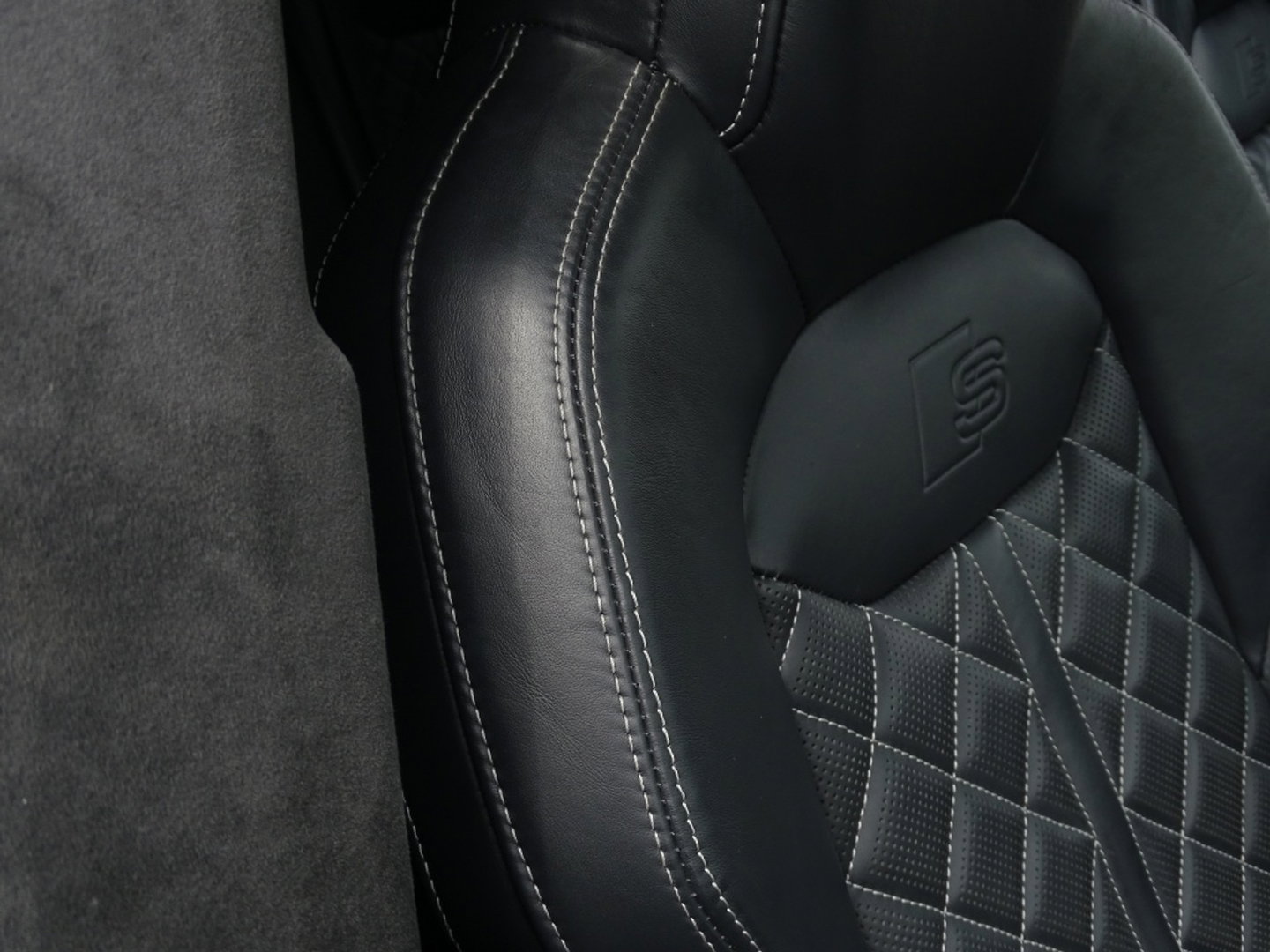 Audi Q8 55 TFSIe 381PK Quattro S-ed / Exclusive / Nachtzicht / B&O / 360