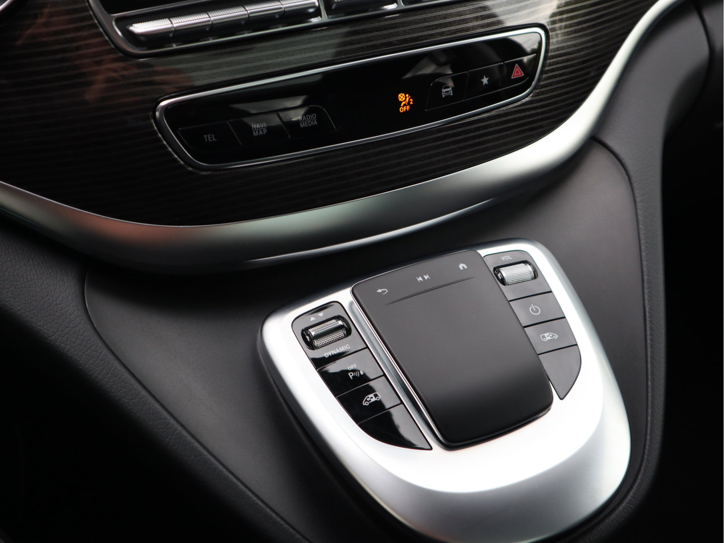 Mercedes-Benz EQV 300 Accu 100 kWh L2 Lang 8 Persoons SoH 95,9% Vol opties - Airmatic - Pano