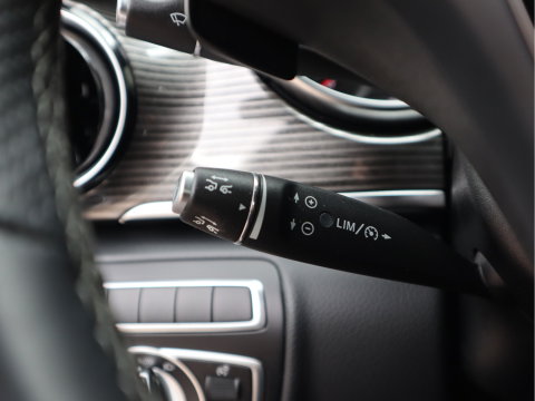Mercedes-Benz EQV 300 Accu 100 kWh L2 Lang 8 Persoons SoH 95,9% Vol opties - Airmatic - Pano