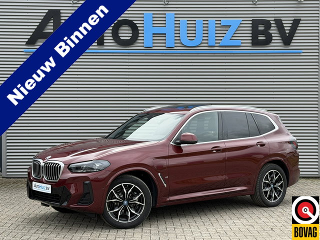 BMW X3 - xDrive30e High Executive M Sport Panoramadak Achteruitrijcamera Keyless Entry Carplay Stuurwielverwarming