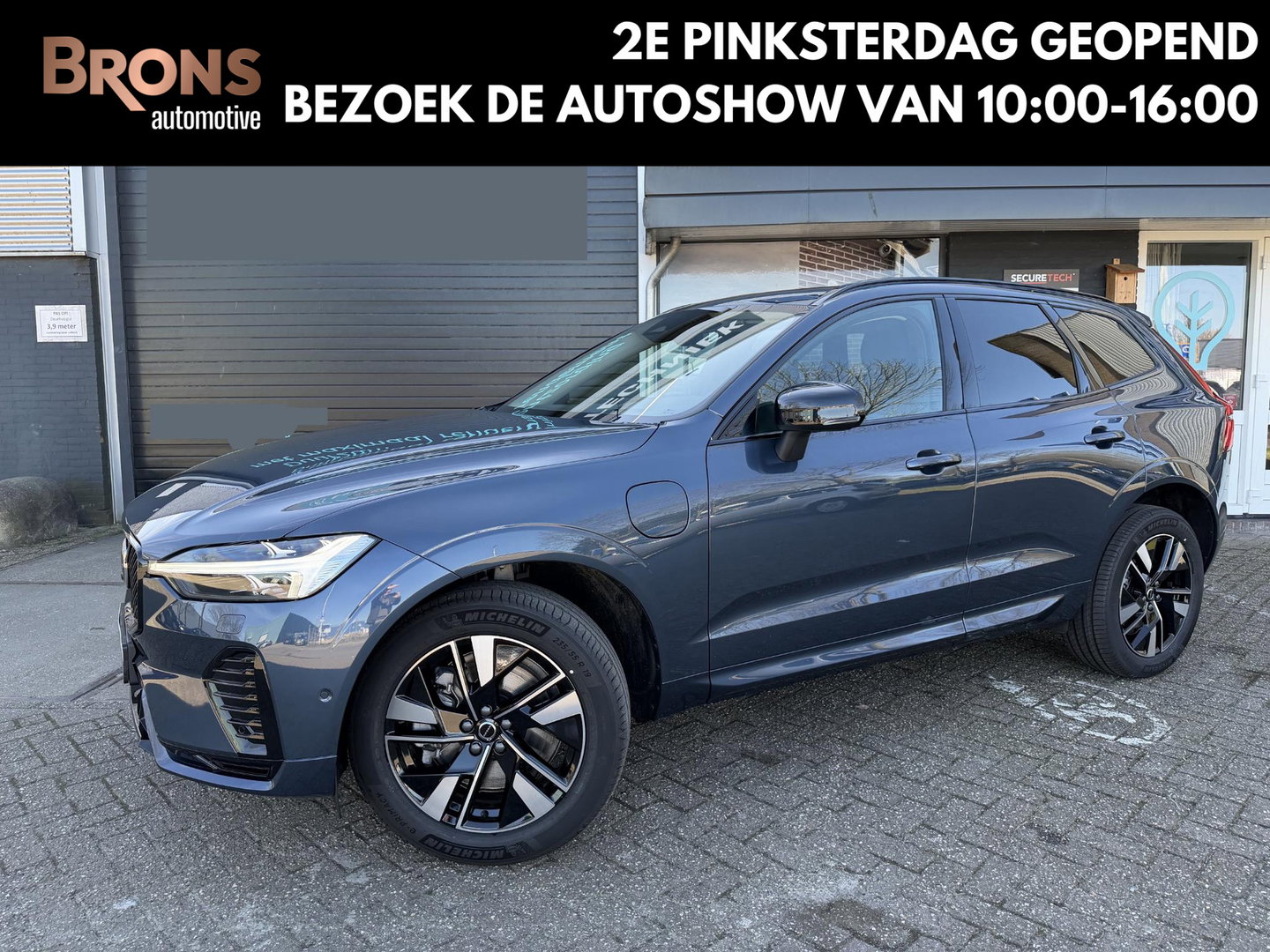 Volvo XC60 2.0 T8 Plug-in hybrid AWD Ultra Dark Facelift model l 360 l stoel verwarming l 455pk