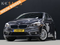BMW 2 Serie - Active Tourer 225xe iPerformance High Executive [HEAD-UP DISPLAY, ELEKTRISCHE ACHTERKLEP, CRUISE CONTROL, PDC, STOELVERWARMING, BLUETOOTH, NIEUWSTAAT, ]