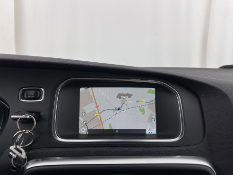 Volvo V40 2.0 D2 R-Design Business (INCL-BTW) *LEATHER-MICROFIBRE | NAVI-FULLMAP | SPORTSEATS | ECC | PDC | CRUISE | 18''ALU*