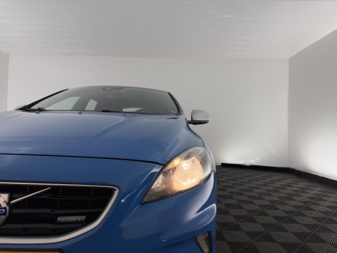 Volvo V40 2.0 D2 R-Design Business (INCL-BTW) *LEATHER-MICROFIBRE | NAVI-FULLMAP | SPORTSEATS | ECC | PDC | CRUISE | 18''ALU*